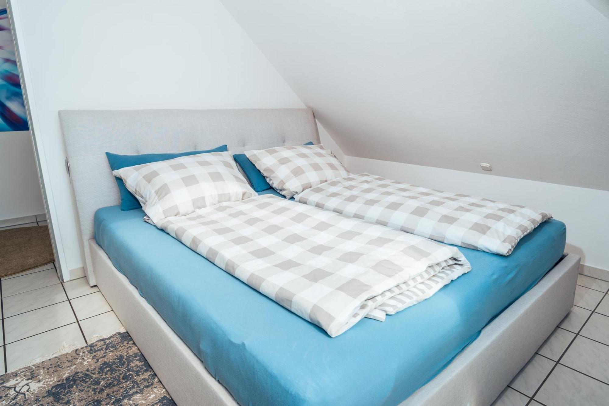 Moderne 3-zimmer Naehe Messe Apartment
